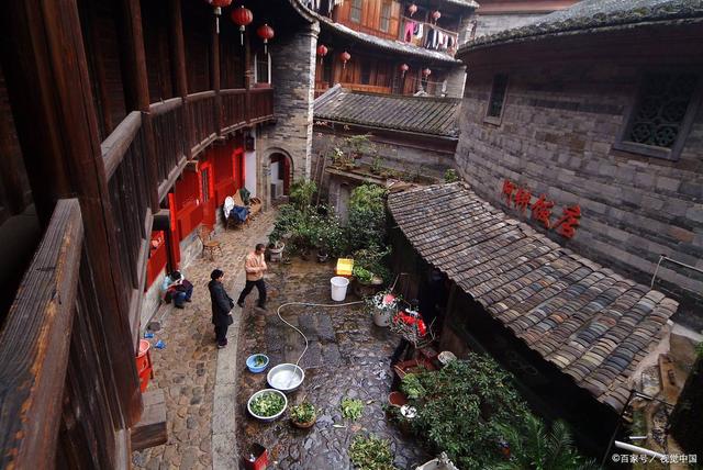 福建民间的忌讳和彩俗