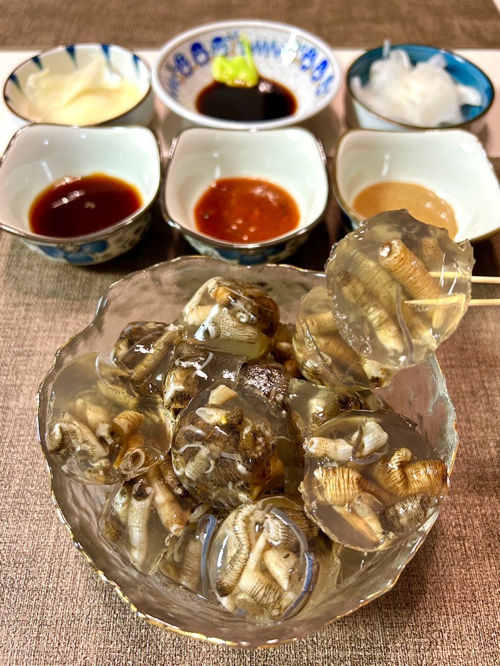 福建美食｜鲜嫩弹牙的土笋冻（土筍冻），内里原来不是「筍」？