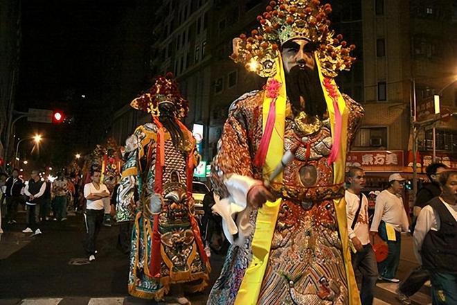 福建游神风俗是如何形成的?有哪些神祇形象?