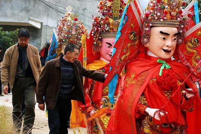 福建游神风俗是如何形成的?有哪些神祇形象?