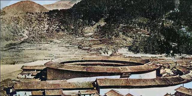 你了解漳州吗?1885年的福建漳州是什么样?1885年老福建漳州照片