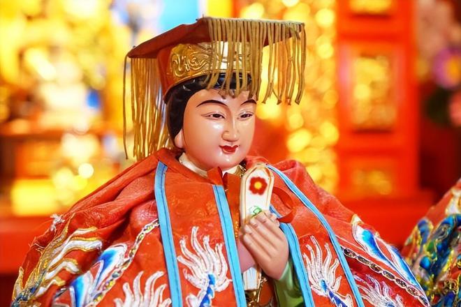 福建神仙有多野!持有身份证,可坐飞机,绝对没黑粉,永不塌房