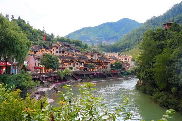 新华社今日聚焦八闽福建：鸾峰桥见证——闽东宁德振兴启示录