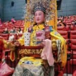 有多少“爱吃的神”，正等着我们用全家桶祭拜？