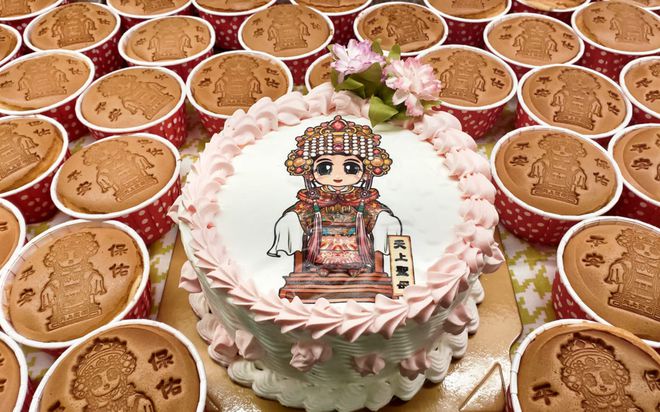 有多少“爱吃的神”,正等着我们用全家桶祭拜?
