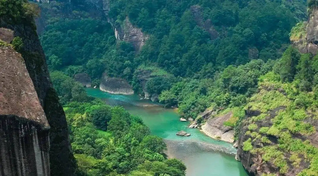 福建最值得去的8个地方,有车没车都要出发一趟,你去过几个?