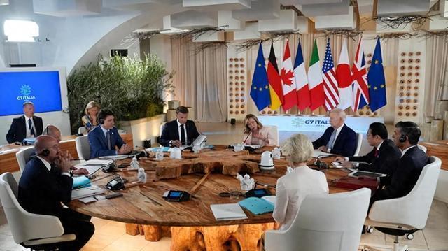 G7发布联合声明,不到48小时,连胜文抵达厦门,岛内转喜为悲