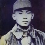 命最硬的开国上将：头部中枪未死、跳下悬崖未死，活到85岁