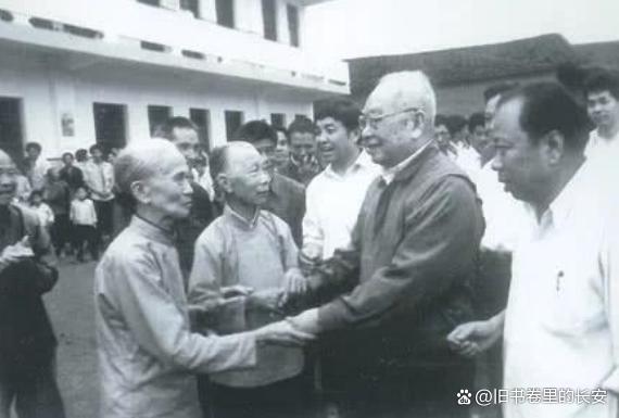 命最硬的开国上将：头部中枪未死、跳下悬崖未死，活到85岁