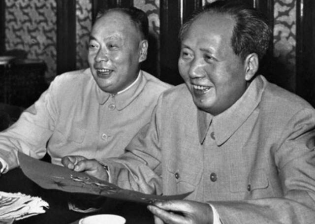 叶飞离家21年,华野司令解放家乡,七旬养母惊慌失措:长官,你是谁?