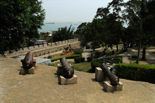 我国很罕见的古炮台在八闽大地，毗邻厦门大学，被称“八闽门户、天南锁钥”