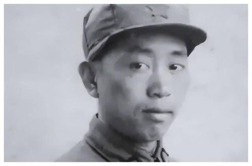 刘亚楼抗战期间在苏联留学，回国就担任四野参谋长，原因何在？