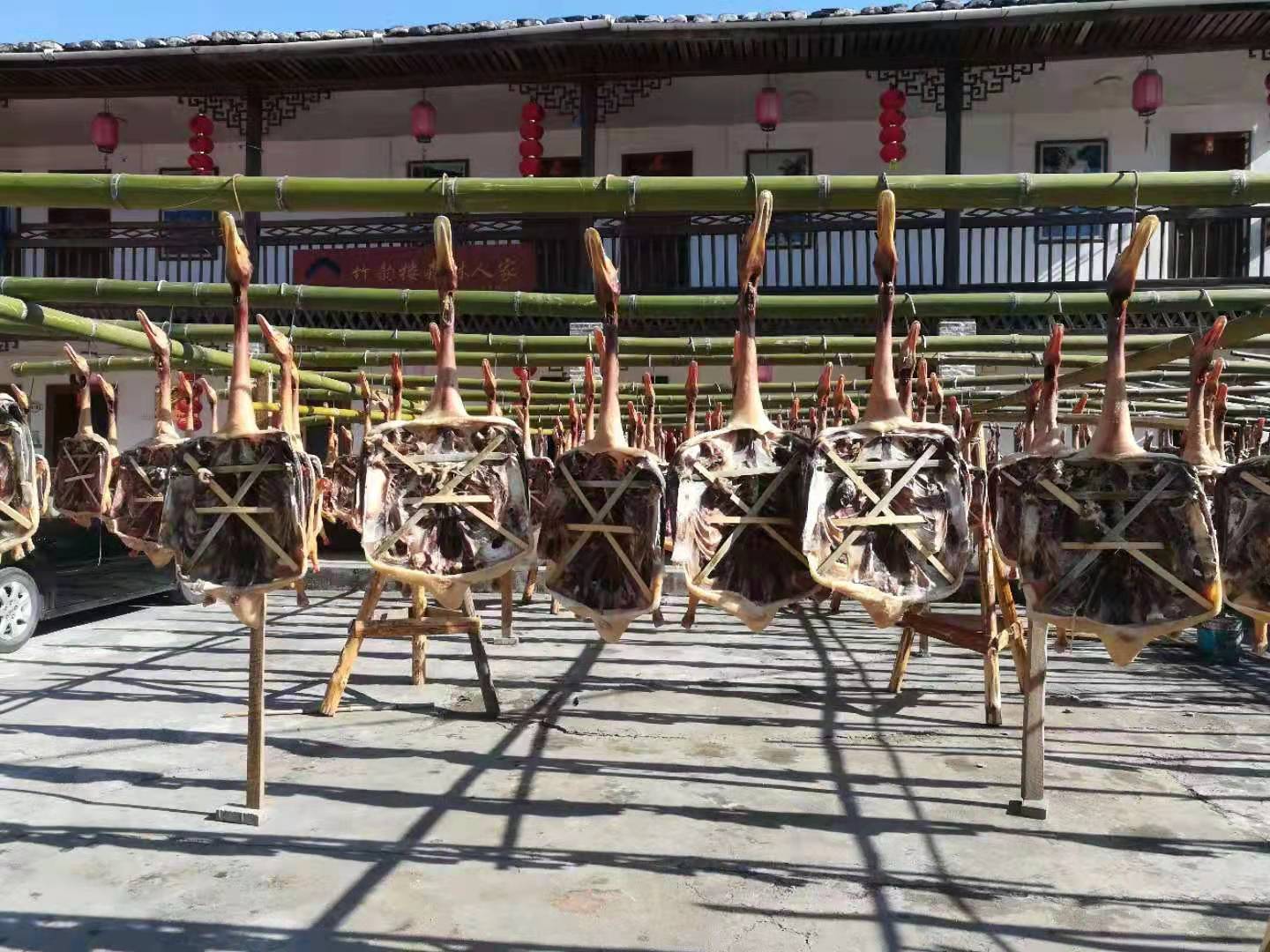 龙岩市新罗区万安镇竹贯村