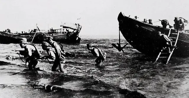 60年前的今天，金门发生了一场“奇怪的炮战”，保住了一个中国