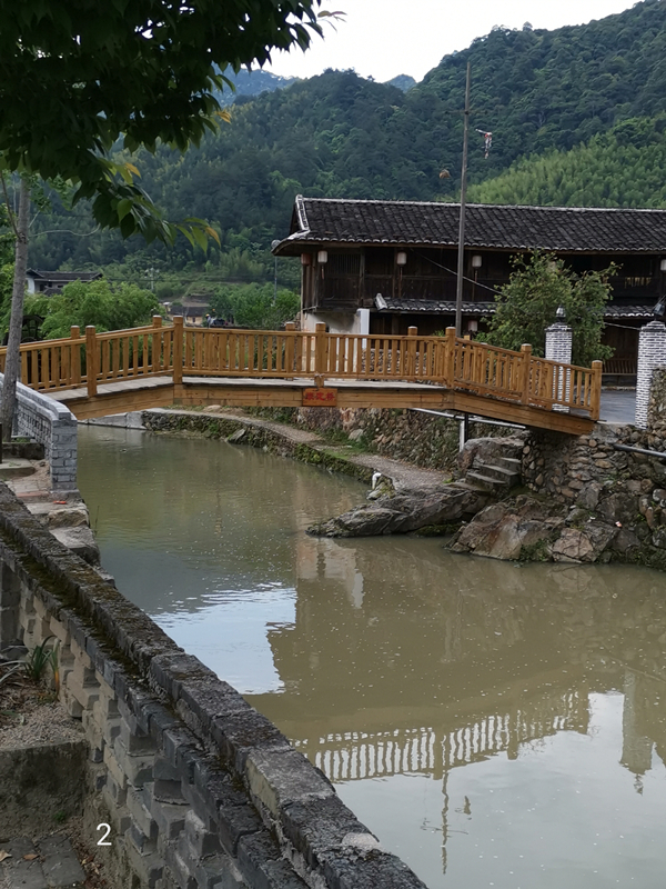 龙岩市新罗区万安镇竹贯村