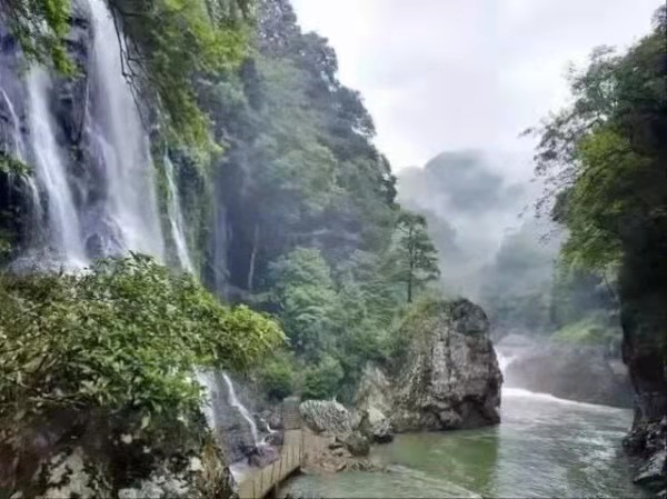 宁德市周宁县礼门乡陈峭村