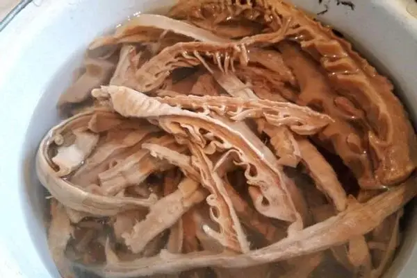 来自福建八闽特产高山的笋干,脆嫩鲜美,无论炒、炖、焖、煨,皆成美味!
