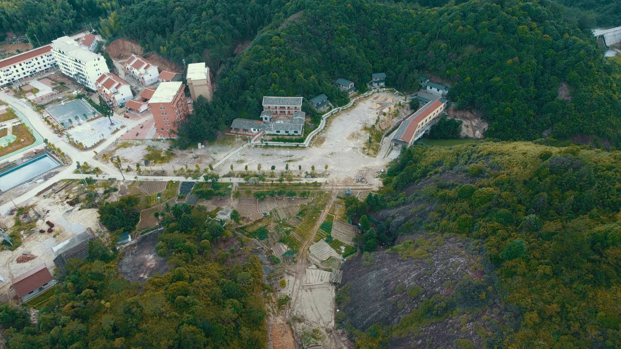 莆田市仙游县西苑乡凤山村