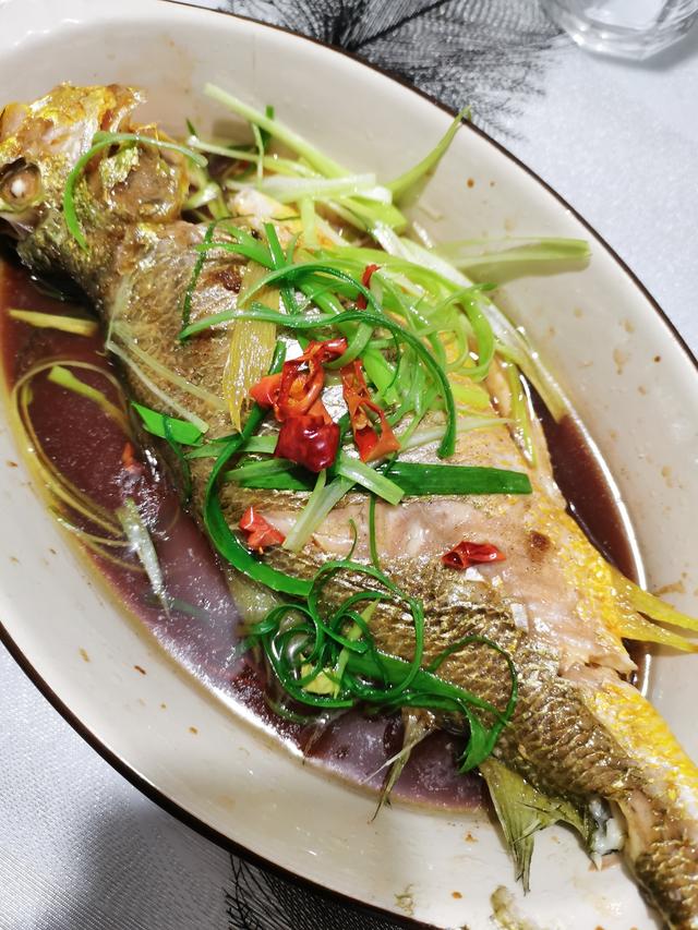 买黄花鱼:不是越大就越好,注意避开这2种,建议搞懂不花冤枉钱