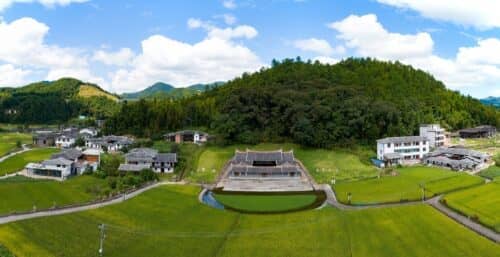 泉州市德化县国宝乡佛岭村