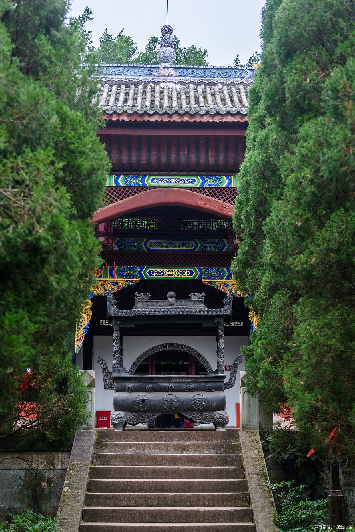隐秘佛国:甘露岩寺的神秘面纱
