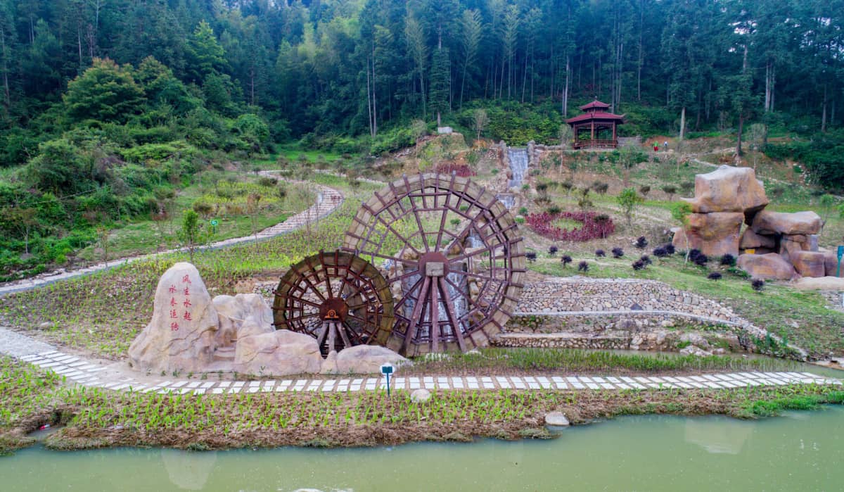 泉州市德化县国宝乡佛岭村