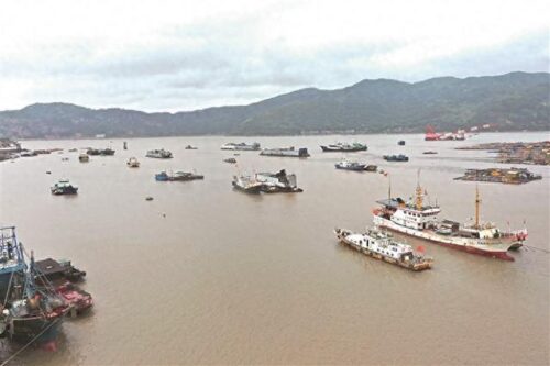 上下一心 众志成城 全力以赴打赢台风“康妮”防御战