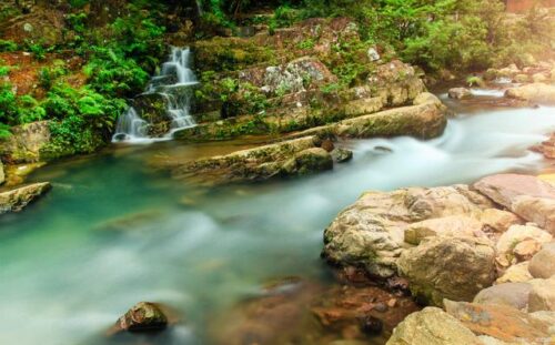 宁德屏南探秘：白水洋的奇趣与鸳鸯溪的浪漫，共赴两日清新之旅