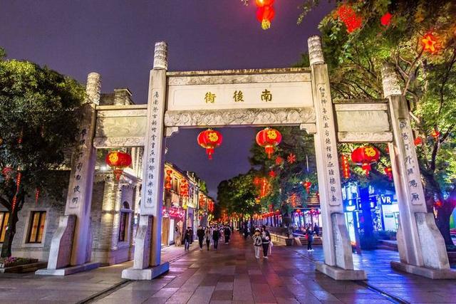 中国公认最美的10处福州美景!1.鼓山风景区—代表地:福州
