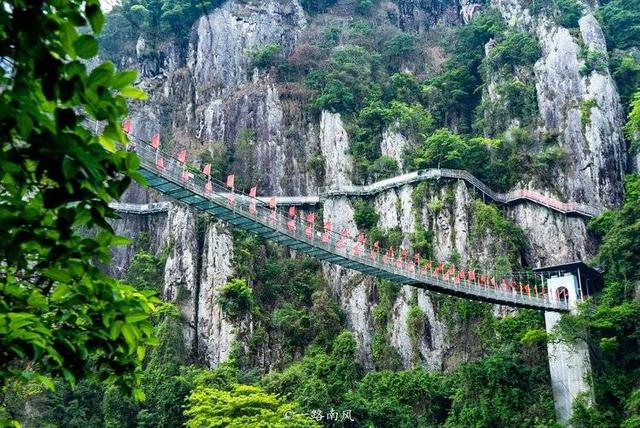 中国公认最美的10处福州美景!1.鼓山风景区—代表地:福州