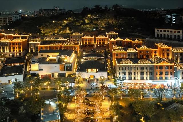 中国公认最美的10处福州美景!1.鼓山风景区—代表地:福州