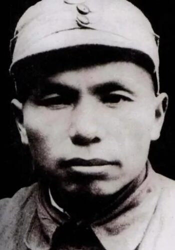 1954年，张鼎丞提出办案“四不”原则，众人不理解，毛主席：赞同