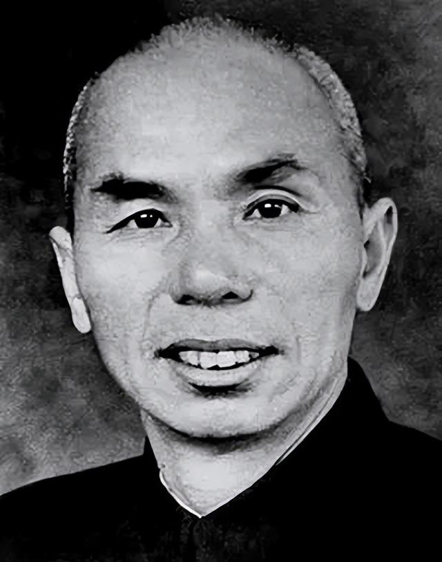1955年王震给叶飞打通电话:我胆大包天地把他的县长职务,撤掉了