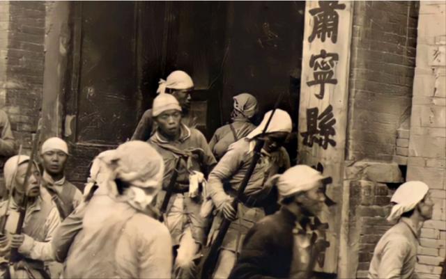 建国前夕,华野名将阮英平被三地痞谋财害命,粟裕:血债血偿!