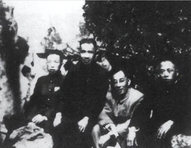 建国前夕,华野名将阮英平被三地痞谋财害命,粟裕:血债血偿!