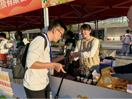 逛市集、看晚会、品食用菌……“福农优品•我在家乡等你来”第二季精彩开启