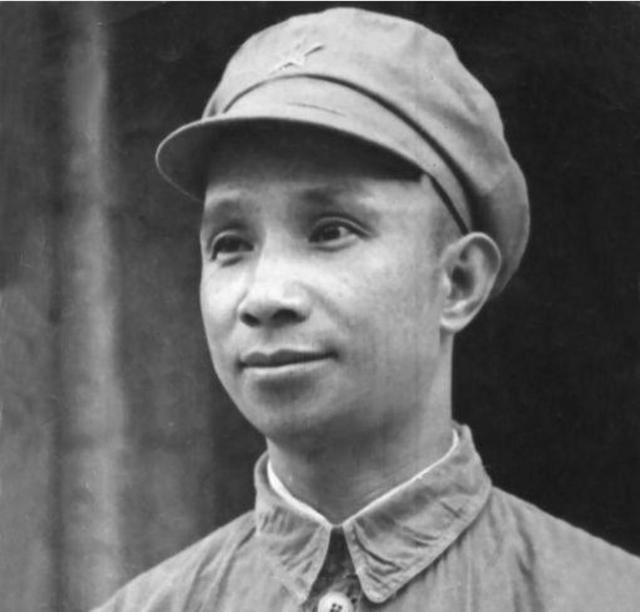 粟裕从来不是一个冷面战神,回归生活,他比一般人都要生动有趣