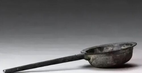 福建一农民工用了10年的“水瓢”，竟是1800多年前的青铜熨斗