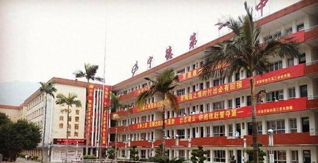 福建宁德最好的4所高中,1所“黑马”中学,年纪不大,成绩很好