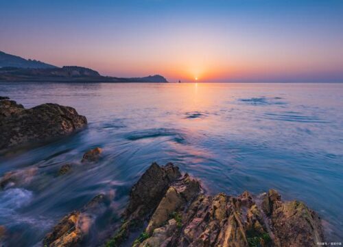 平潭岛深秋之旅：两日畅游，尽享海岛风光与凤梨酥的美味 在福