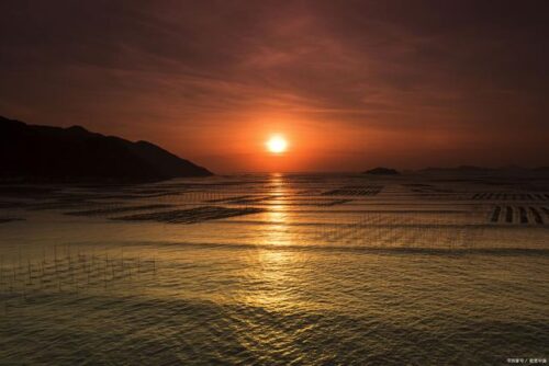 平潭岛深秋之旅：两日畅游，尽享海岛风光与凤梨酥的美味 在福