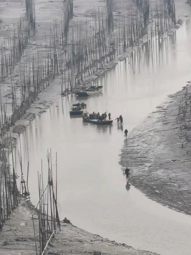 绝美小城,半山半海,物价不高,景点免费哟!
