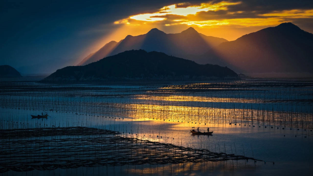 跟着古诗游霞浦丨三沙湾：鱼盐成市浪中船