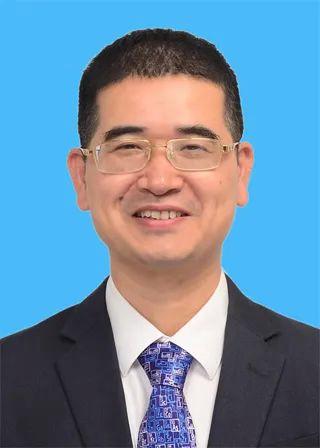 他当选厦门市科协主席