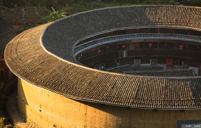 龙岩永定高北土楼群:冬日里的客家风情之旅,2日游攻略解析福