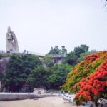 登顶日光岩需要多长时间，登顶日光岩有哪些注意事项？