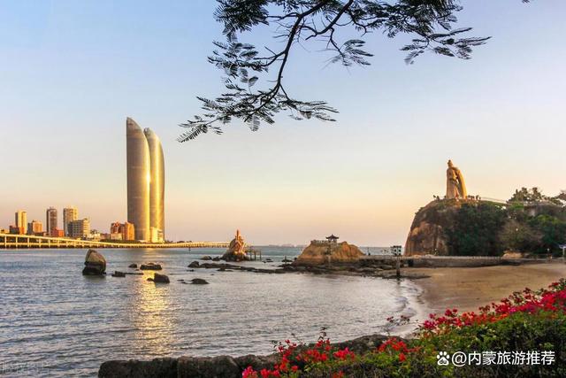 登顶日光岩需要多长时间,登顶日光岩有哪些注意事项?