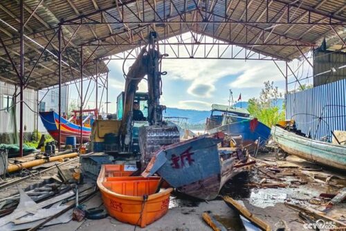 福州市集中销毁一批涉渔“三无”船舶及违规渔具