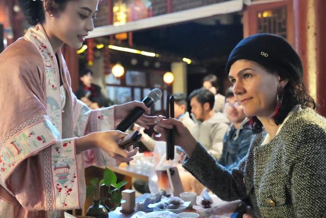 白天看世遗、晚上赏非遗,泉州Citywalk在烟火中遇到仙