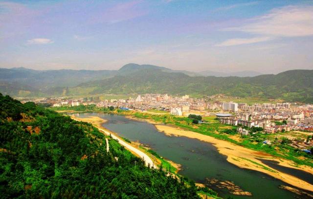 福建“巨无霸”县级市?常住人口不到50万,面积比2个深圳还要大